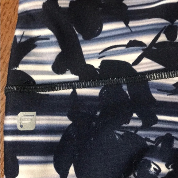 Fabletics High Waisted Powerhold Leggings - Picture 4 of 5